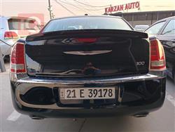 کرایسلەر 300